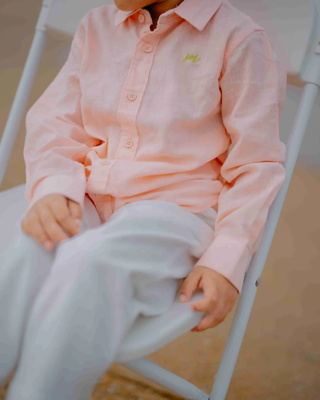 Lightweight Long-Sleeve Button-Up Shirt with Minimalist Detailing Linen