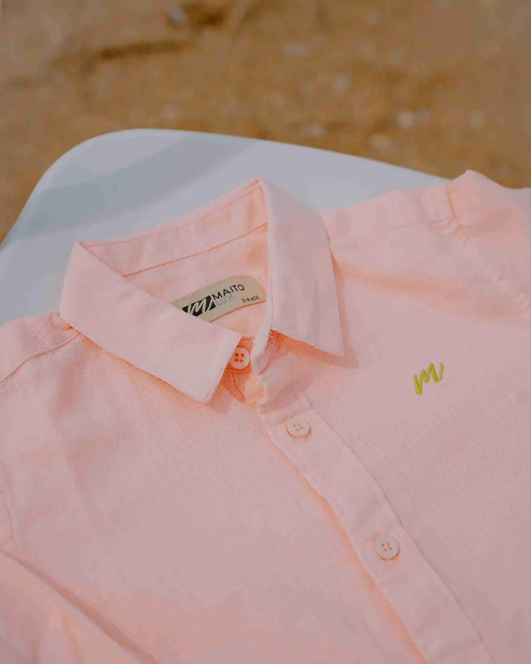 Lightweight Long-Sleeve Button-Up Shirt with Minimalist Detailing Linen