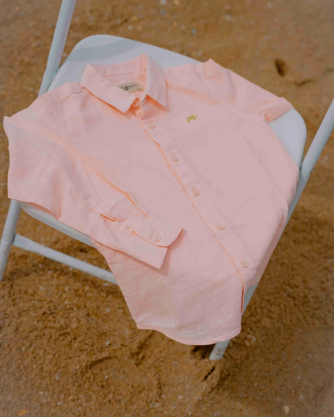 Lightweight Long-Sleeve Button-Up Shirt with Minimalist Detailing Linen