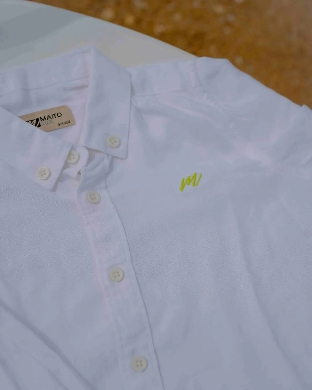 Lightweight Long-Sleeve Button-Up Shirt with Minimalist Detailing Linen